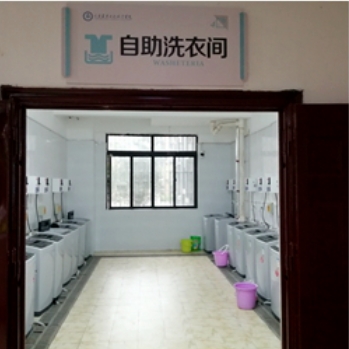 <a href=https://www.211g.cn/tag/zhongqing.html target=_blank class=infotextkey>重庆</a><a href=https://www.211g.cn/tag/jianzhu.html target=_blank class=infotextkey>建筑</a><a href=https://www.211g.cn/tag/gongcheng.html target=_blank class=infotextkey>工程</a><a href=https://www.211g.cn/tag/zhiye.html target=_blank class=infotextkey>职业</a><a href=https://www.211g.cn/tag/xueyuan.html target=_blank class=infotextkey>学院</a>宿舍设施如何，有空调吗（含宿舍照片）
