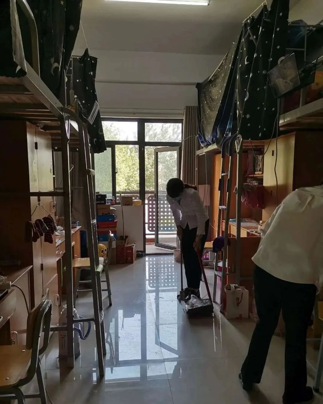 <a href=https://www.211g.cn/tag/henan.html target=_blank class=infotextkey>河南</a><a href=https://www.211g.cn/tag/yixue.html target=_blank class=infotextkey>医学</a><a href=https://www.211g.cn/tag/gaodong.html target=_blank class=infotextkey>高等</a>专科<a href=https://www.211g.cn/tag/xuexiao.html target=_blank class=infotextkey>学校</a>宿舍环境和设施介绍（含宿舍照片）