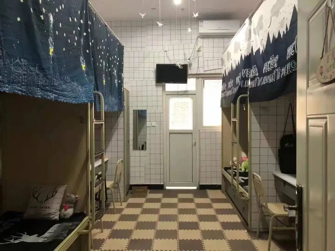 德阳科贸职业学院宿舍环境及设施介绍
