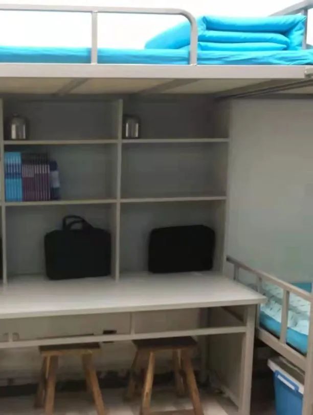 保定理工<a href=https://www.211g.cn/tag/xueyuan.html target=_blank class=infotextkey>学院</a>宿舍配置和空调条件（带宿舍图片）