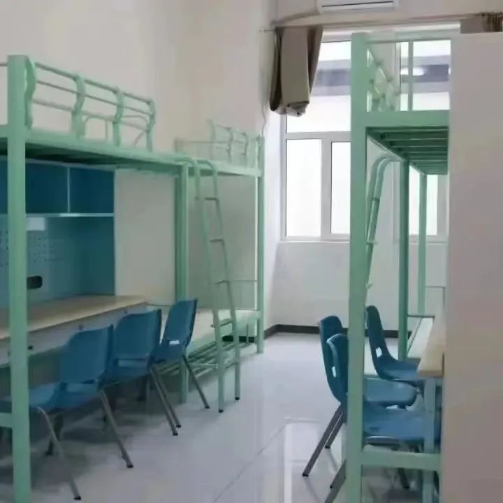 宿舍室内设施 <a href=https://www.211g.cn/tag/beijing.html target=_blank class=infotextkey>北京</a><a href=https://www.211g.cn/tag/zhongyi.html target=_blank class=infotextkey>中医</a>药<a href=https://www.211g.cn/tag/daxue.html target=_blank class=infotextkey>大学</a><a href=https://www.211g.cn/tag/dongfang.html target=_blank class=infotextkey>东方</a><a href=https://www.211g.cn/tag/xueyuan.html target=_blank class=infotextkey>学院</a>宿舍室内设施