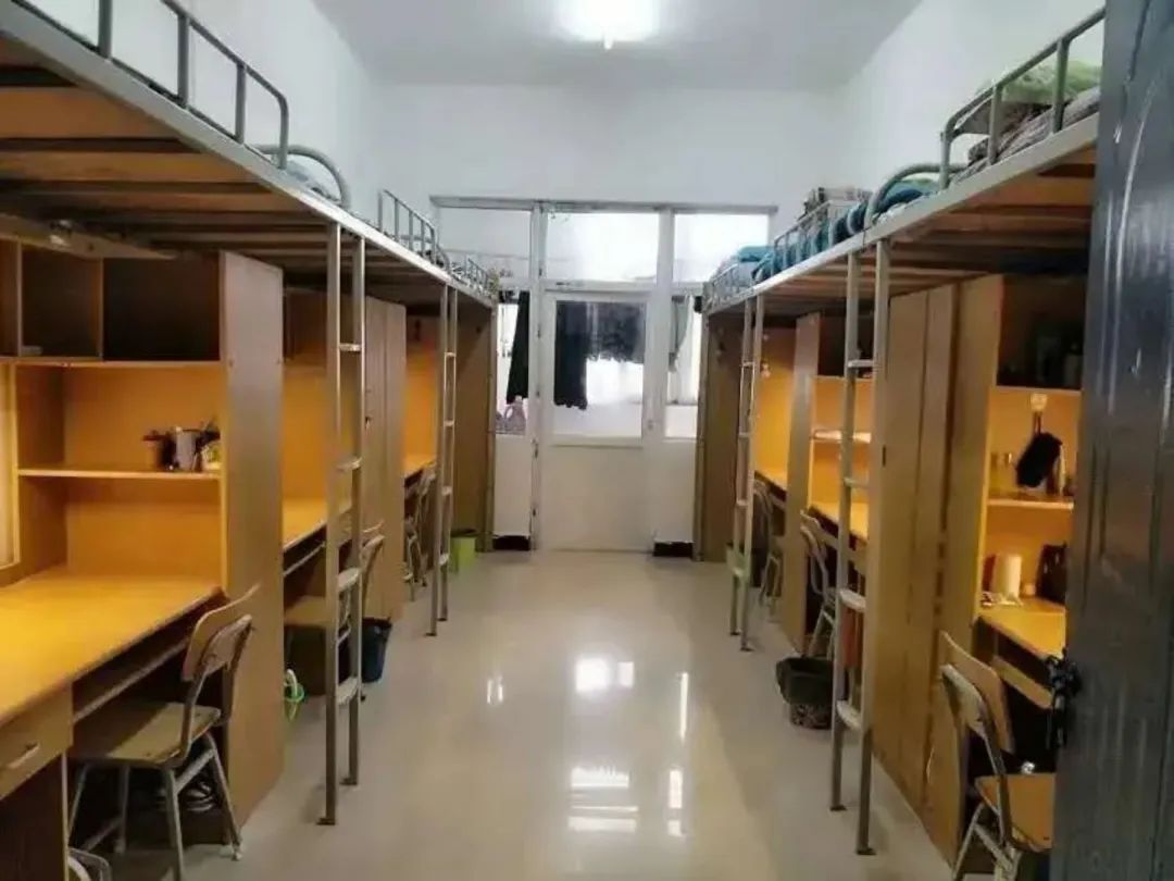 平顶山学院宿舍环境与空调情况介绍