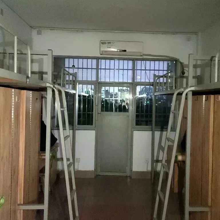 长沙理工<a href=https://www.211g.cn/tag/daxue.html target=_blank class=infotextkey>大学</a>城南<a href=https://www.211g.cn/tag/xueyuan.html target=_blank class=infotextkey>学院</a>宿舍条件与空调配置