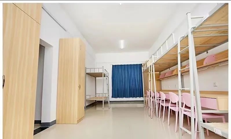 郑州西亚斯<a href=https://www.211g.cn/tag/xueyuan.html target=_blank class=infotextkey>学院</a>宿舍条件及空调设施（附宿舍照片）