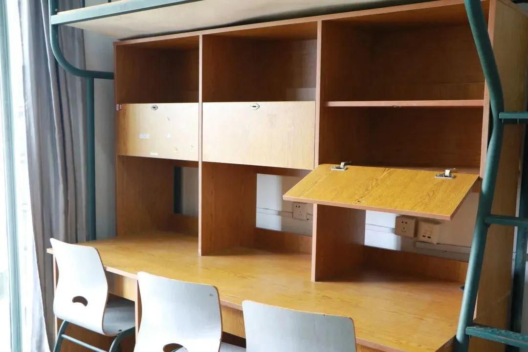 杭州<a href=https://www.211g.cn/tag/shifan.html target=_blank class=infotextkey>师范</a><a href=https://www.211g.cn/tag/daxue.html target=_blank class=infotextkey>大学</a>宿舍环境及设施（带宿舍图片）
