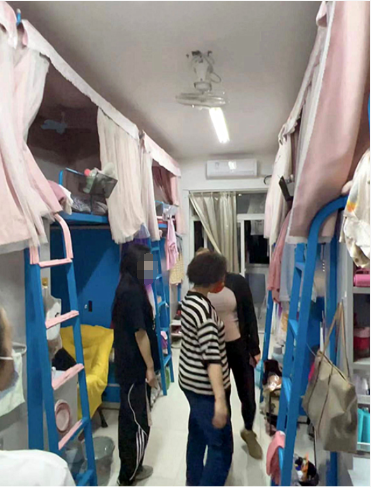 <a href=https://www.211g.cn/tag/anhui.html target=_blank class=infotextkey>安徽</a><a href=https://www.211g.cn/tag/yishu.html target=_blank class=infotextkey>艺术</a><a href=https://www.211g.cn/tag/zhiye.html target=_blank class=infotextkey>职业</a><a href=https://www.211g.cn/tag/xueyuan.html target=_blank class=infotextkey>学院</a>宿舍条件介绍及空调配置（附宿舍图片）
